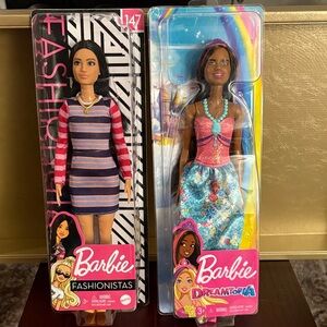 Barbie Fashionistas Striped Dress and Dreamtopia Floral Doll Set